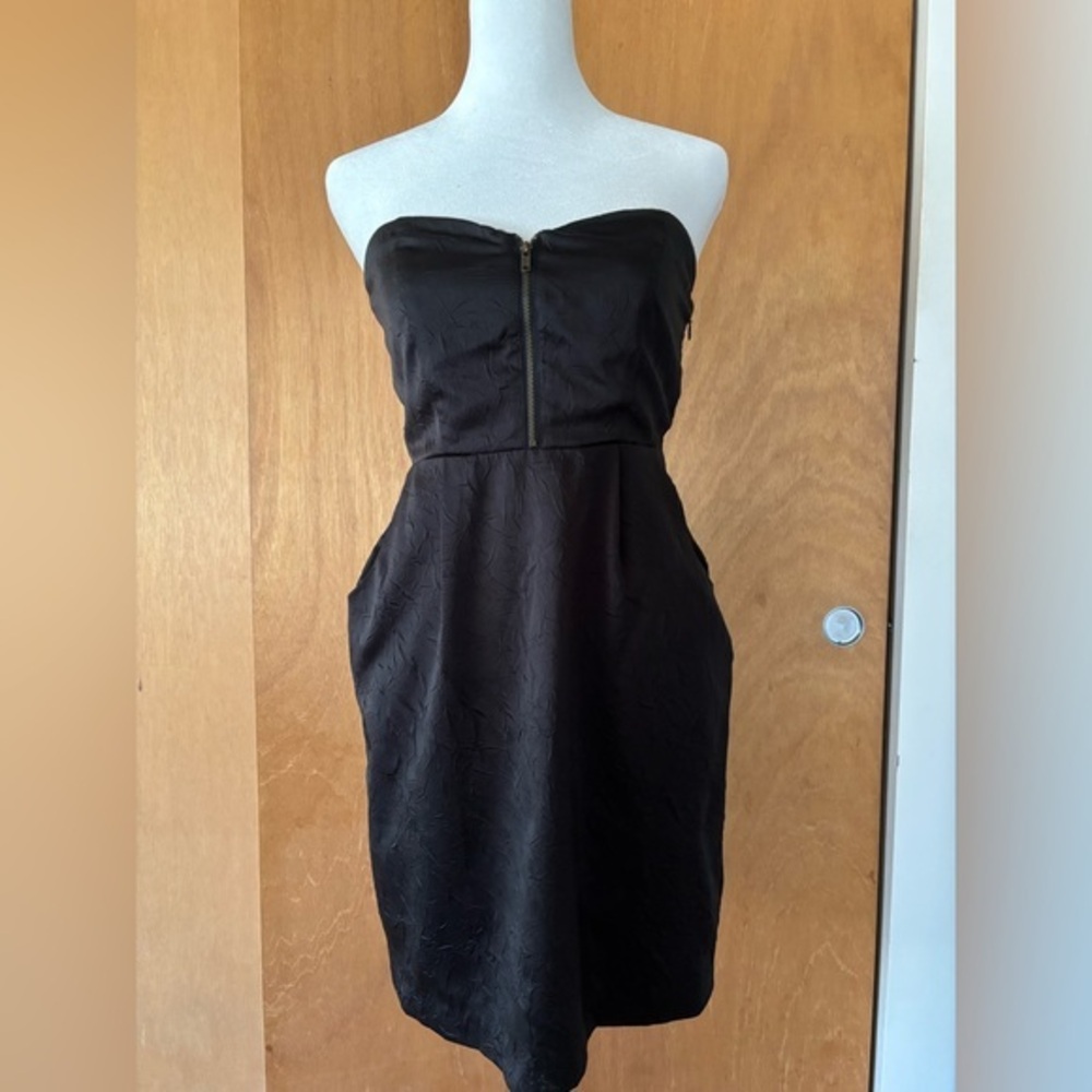 Y2K Indie Sleaze Urban Outfitters Strapless Mini Dress w/ Pockets!